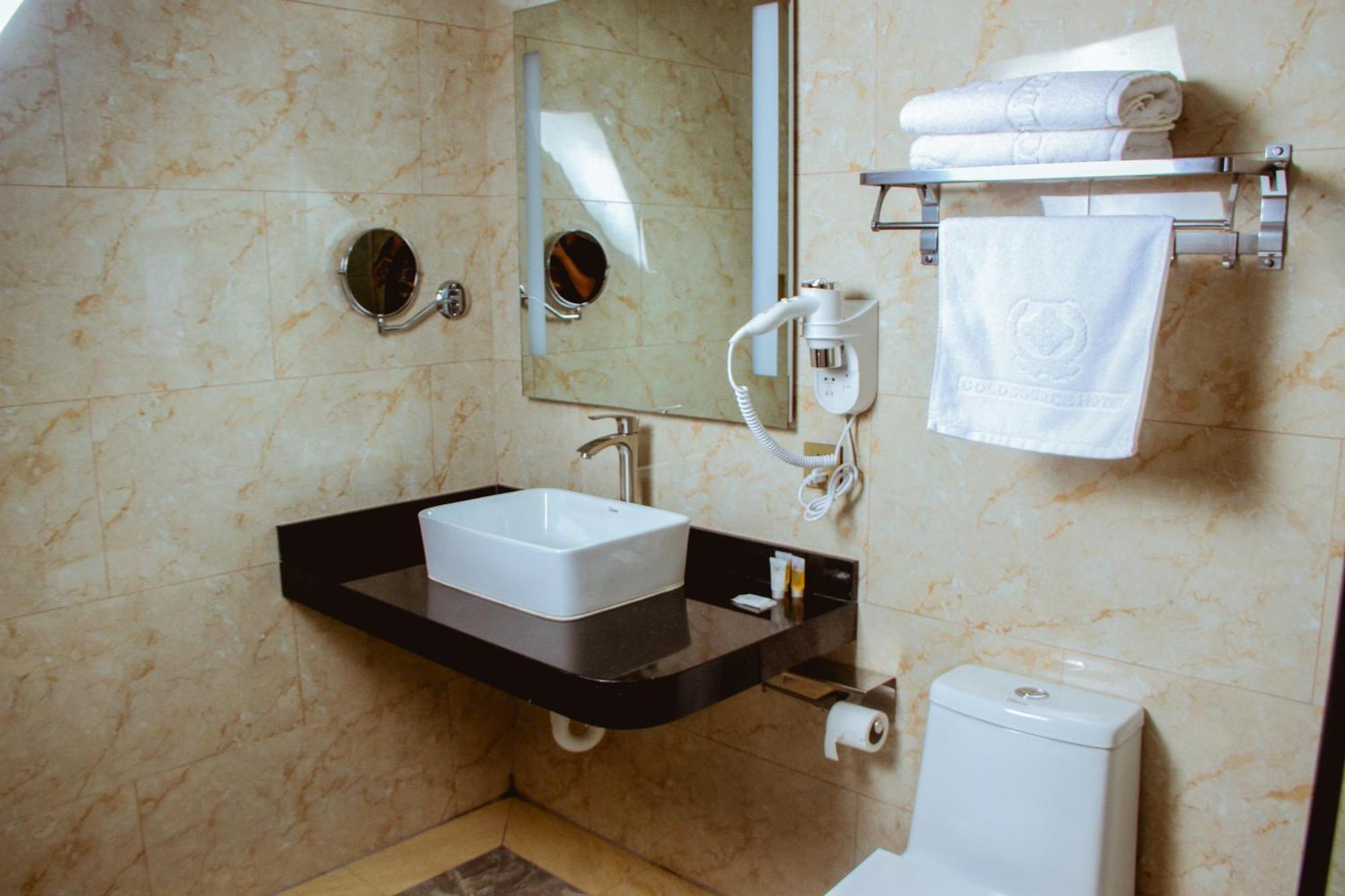 Hotel Gold Source 4*